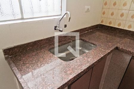 Casa para alugar com 100m², 2 quartos e 1 vaga Casa para alugar com 100m², 2 quartos e 1 vagaCozinha