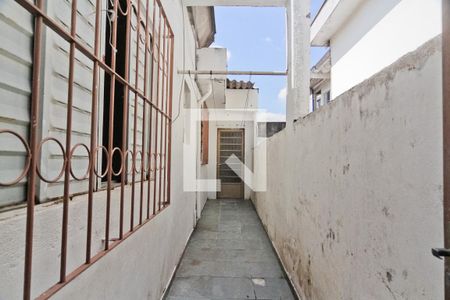 Casa para alugar com 100m², 2 quartos e 1 vaga Casa para alugar com 100m², 2 quartos e 1 vagaQuintal