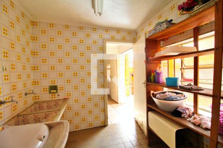 Casa à venda com 148m², 4 quartos e 5 vagasÁrea de Serviço