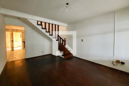 Sala de casa para alugar com 3 quartos, 140m² em Vila Mussolini, São Bernardo do Campo