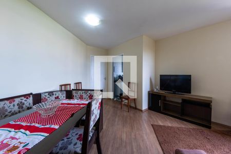 Sala de apartamento para alugar com 2 quartos, 52m² em Sítio Pinheirinho, São Paulo