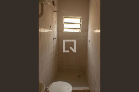 Banheiro de casa para alugar com 1 quarto, 80m² em Engenho Pequeno, Nova Iguaçu