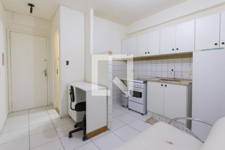 Sala de kitnet/studio para alugar com 1 quarto, 30m² em Asa Norte, Brasília