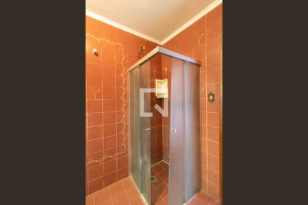 Casa para alugar com 400m², 4 quartos e 5 vagas Casa para alugar com 400m², 4 quartos e 5 vagasBanheiro da Suíte