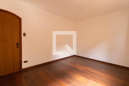 Casa para alugar com 400m², 4 quartos e 5 vagas Casa para alugar com 400m², 4 quartos e 5 vagasQuarto 3