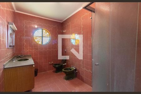 Casa para alugar com 400m², 4 quartos e 5 vagas Casa para alugar com 400m², 4 quartos e 5 vagasBanheiro da Suíte