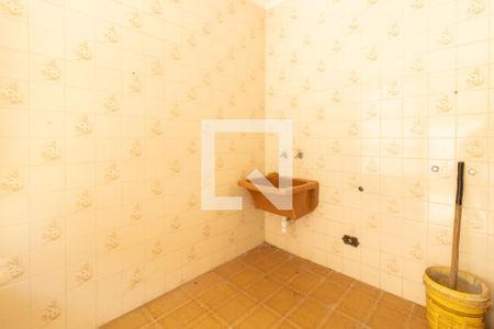 Casa para alugar com 400m², 4 quartos e 5 vagas Casa para alugar com 400m², 4 quartos e 5 vagasÁrea de Serviço