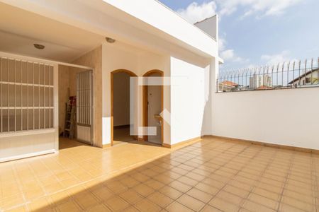 Casa para alugar com 400m², 4 quartos e 5 vagas Casa para alugar com 400m², 4 quartos e 5 vagasÁrea Externa