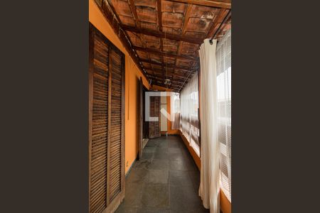 Varanda - Casa 01 de casa à venda com 5 quartos, 150m² em Vila Nivi, São Paulo