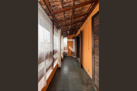 Varanda - Casa 01 de casa à venda com 5 quartos, 150m² em Vila Nivi, São Paulo