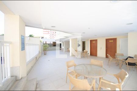 Apartamento para alugar com 72m², 2 quartos e 1 vagaÁrea comum