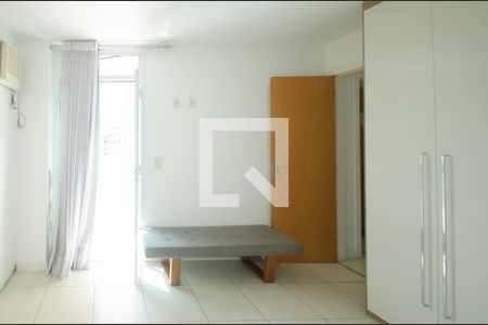 Apartamento para alugar com 72m², 2 quartos e 1 vaga Apartamento para alugar com 72m², 2 quartos e 1 vagaSuíte