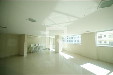 Apartamento para alugar com 72m², 2 quartos e 1 vagaÁrea comum - Salão de festas