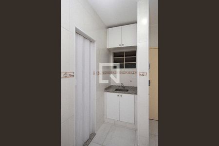 Cozinha de kitnet/studio para alugar com 1 quarto, 33m² em Consolação, São Paulo