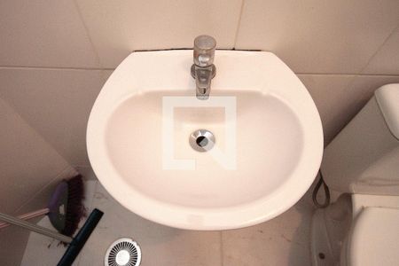 Banheiro de kitnet/studio para alugar com 1 quarto, 33m² em Consolação, São Paulo