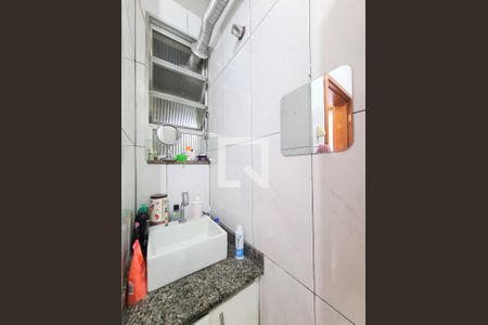 Apartamento para alugar com 72m², 2 quartos e sem vagaBanheiro Social