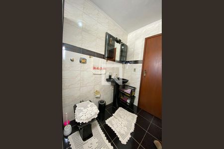 Casa à venda com 240m², 3 quartos e 1 vagaBanheiro da Suíte