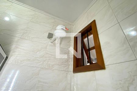 Casa à venda com 240m², 3 quartos e 1 vagaBanheiro 2