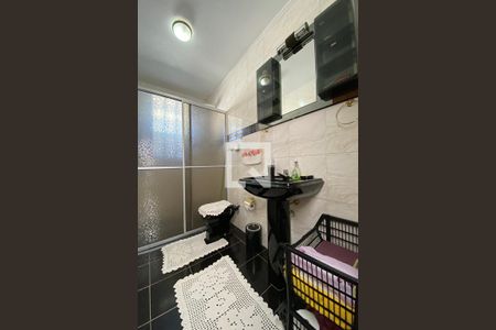 Casa à venda com 240m², 3 quartos e 1 vagaBanheiro da Suíte