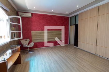 Casa para alugar com 500m², 3 quartos e 3 vagasQuarto 1 Suíte