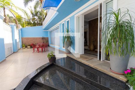 Casa para alugar com 500m², 3 quartos e 3 vagasEntrada