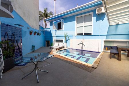 Casa para alugar com 500m², 3 quartos e 3 vagasPiscina