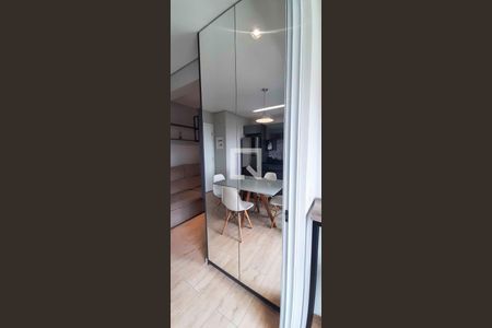 Sala de apartamento para alugar com 2 quartos, 48m² em Padroeira, Osasco