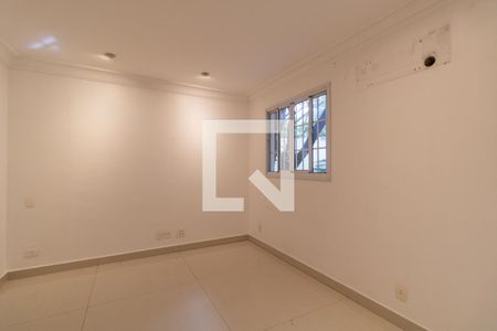 Sala da Lareira de casa para alugar com 5 quartos, 350m² em Vila Pirajussara, São Paulo