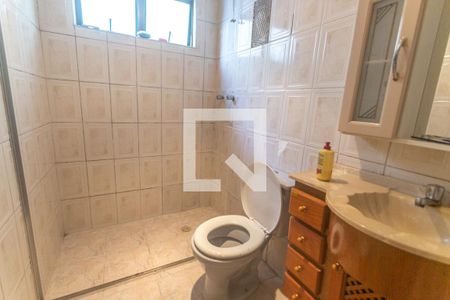 Casa à venda com 150m², 3 quartos e 2 vagasBanheiro suíte 3