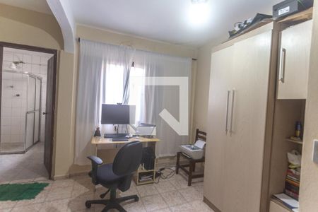Casa à venda com 150m², 3 quartos e 2 vagasSuíte 2