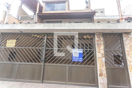 Casa à venda com 150m², 3 quartos e 2 vagasFachada