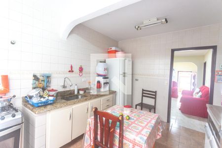 Casa à venda com 150m², 3 quartos e 2 vagasCozinha