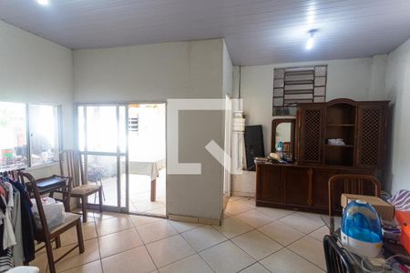 Casa à venda com 430m², 7 quartos e 3 vagasSala - Casa dos Fundos