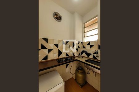 Cozinha de kitnet/studio para alugar com 1 quarto, 28m² em Aclimação, São Paulo