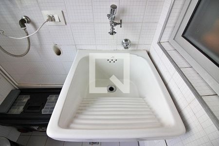 Apartamento à venda com 64m², 2 quartos e 1 vagaÁrea de Serviço