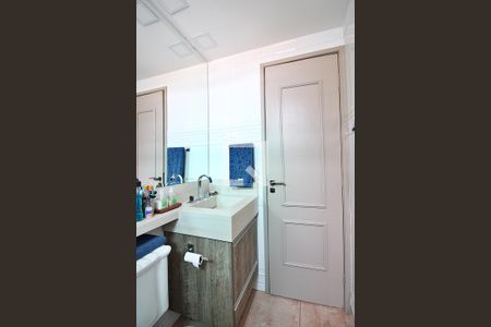 Apartamento à venda com 64m², 2 quartos e 1 vagaBanheiro Social