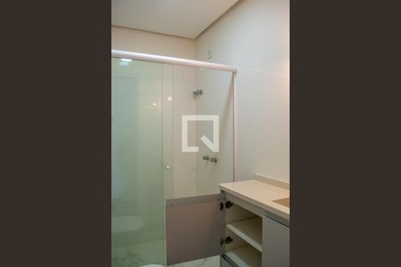 Apartamento à venda com 179m², 3 quartos e 2 vagasBanheiro Quarto 1