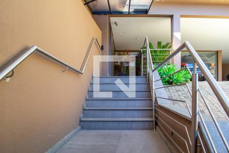 Apartamento à venda com 179m², 3 quartos e 2 vagasEscada