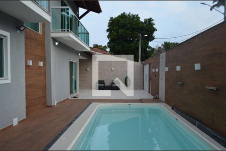 Casa à venda com 270m², 3 quartos e 3 vagasÁrea Externa