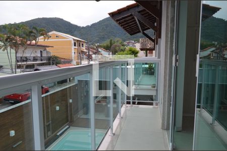 Casa à venda com 270m², 3 quartos e 3 vagasVaranda do Quarto 1