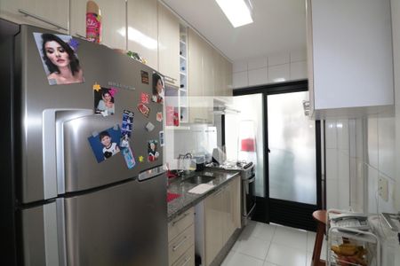 Apartamento à venda com 70m², 3 quartos e 2 vagasCozinha 