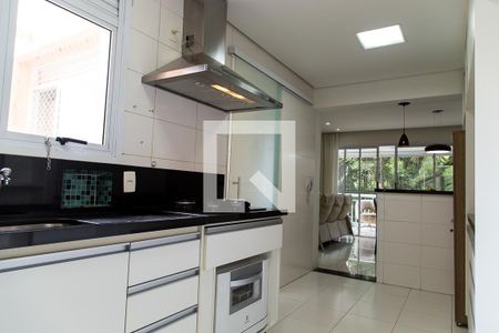 Apartamento para alugar com 90m², 2 quartos e 2 vagas Apartamento para alugar com 90m², 2 quartos e 2 vagasCozinha