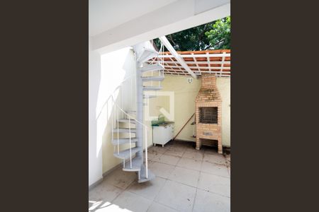 Casa à venda com 125m², 3 quartos e 2 vagasÁrea de Serviço