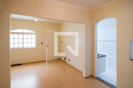 Sala de casa à venda com 3 quartos, 125m² em Vila Isa, São Paulo