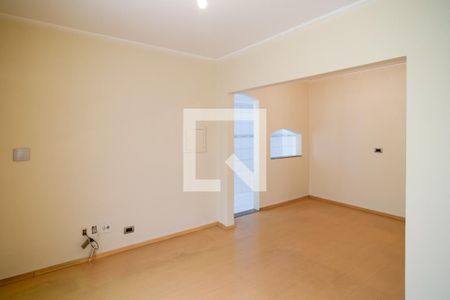 Sala de casa à venda com 3 quartos, 125m² em Vila Isa, São Paulo