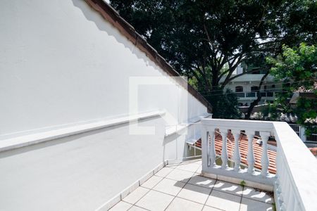 Casa à venda com 125m², 3 quartos e 2 vagasEdícula