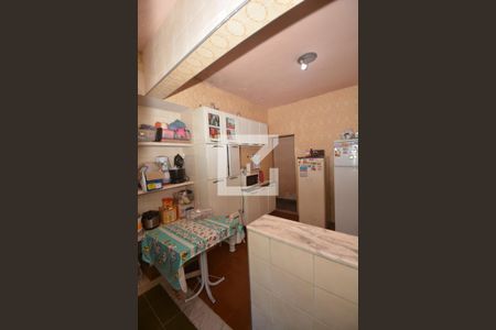 Casa à venda com 247m², 2 quartos e sem vagaCozinha e Área de Serviço