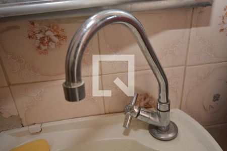 Casa à venda com 247m², 2 quartos e sem vagaBanheiro - Torneira