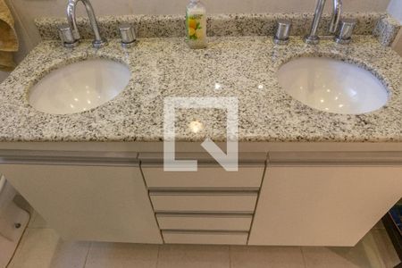 Apartamento à venda com 160m², 3 quartos e 1 vagaBanheiro da Suíte