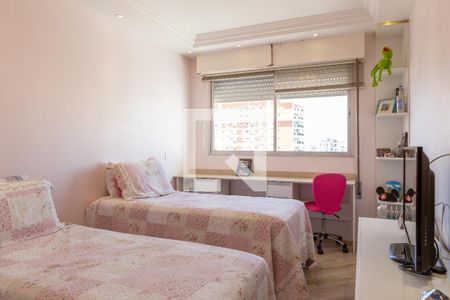 Apartamento à venda com 160m², 3 quartos e 1 vagaQuarto 2